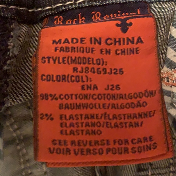 Rock Revival Jeans - Picture 5 of 5